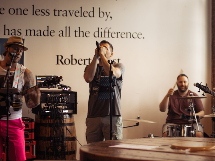 The Smoove Series - Live Photo